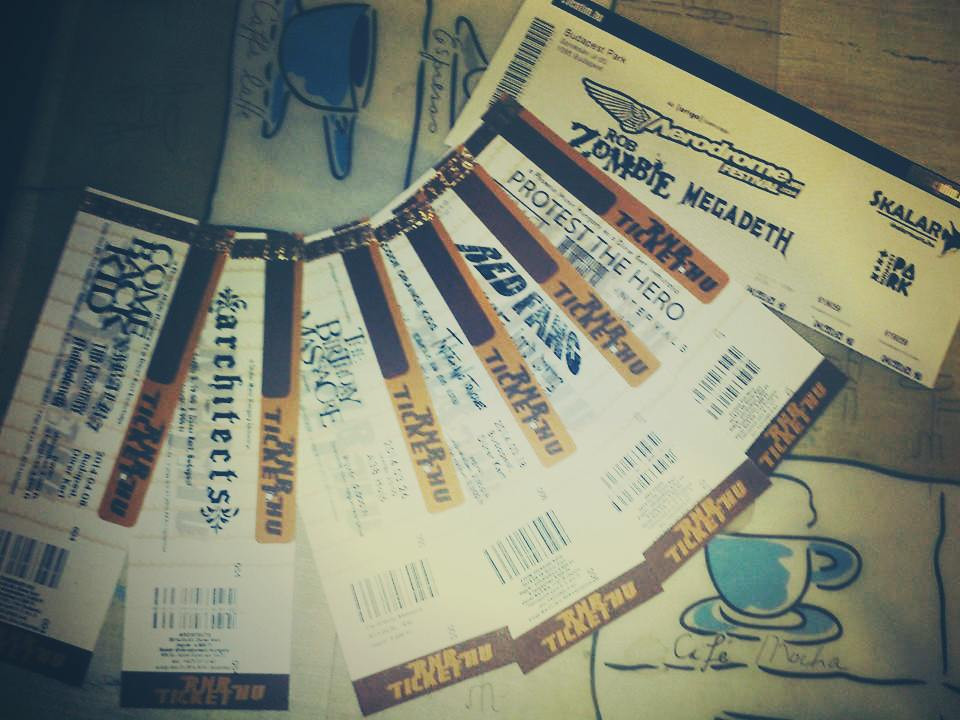 Egy vesével is lehet élni: februári koncertdömping Budapesten