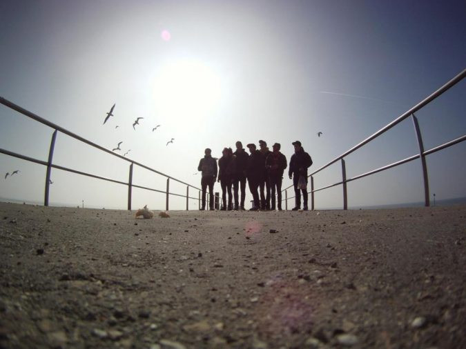 A sírból, szinte a semmiből hozott új dalt a megboldogult Follow the Water