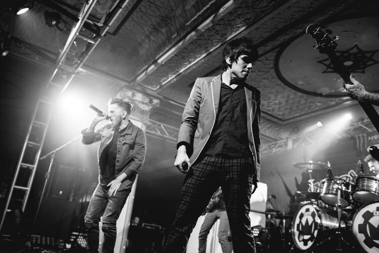 Bejelentette harmadik nagylemezét a Crown the Empire