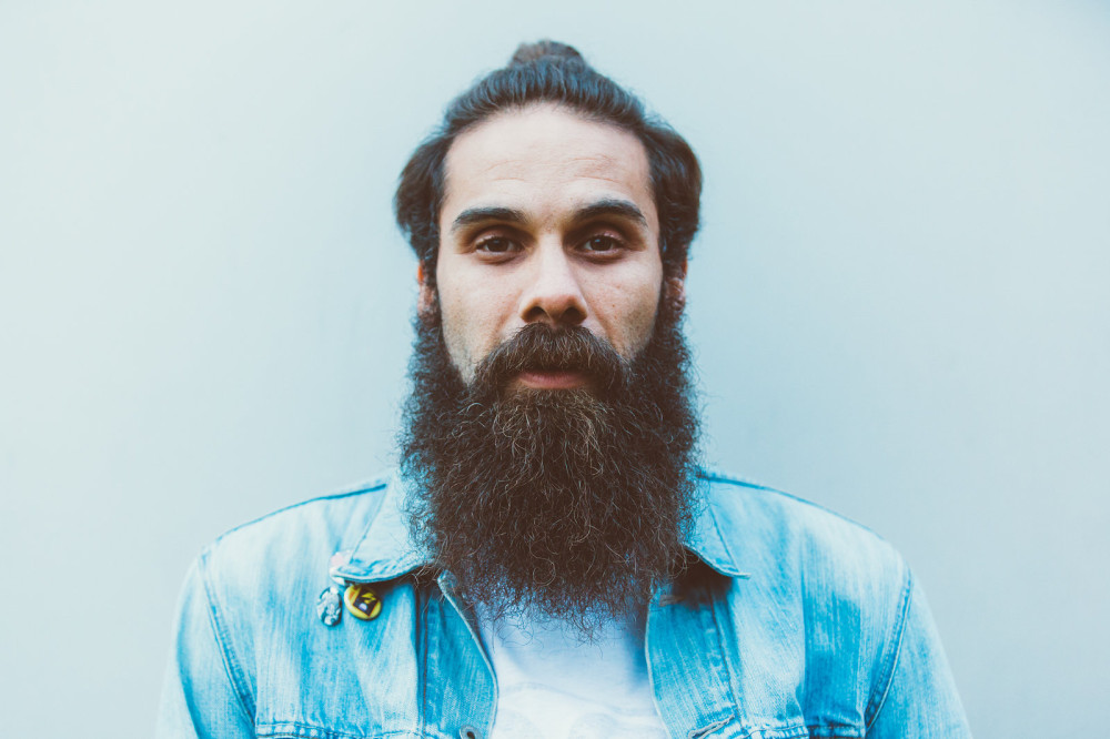 "Belőtték az ablakainkat és le próbálták lőni az édesanyámat" - Jason Aalon Butler