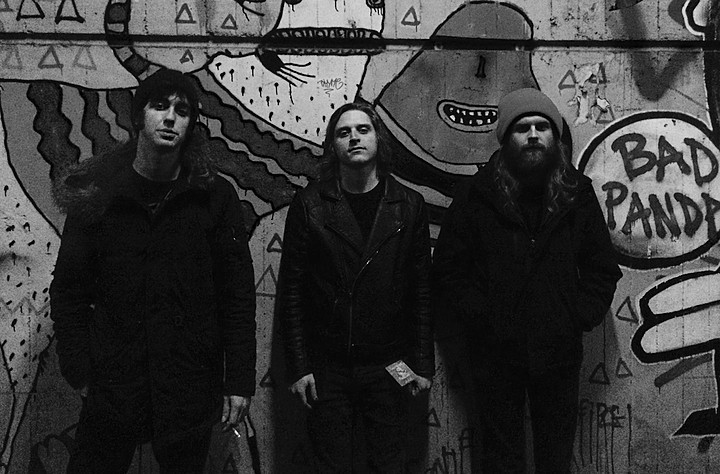 Fantasztikus screamo-dalok egy kisszobából - új számokat mutatott be az Old Gray