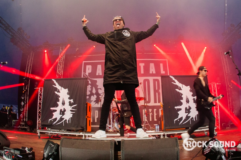attila_download2016_leeallen09_970_645_s_c1[1]