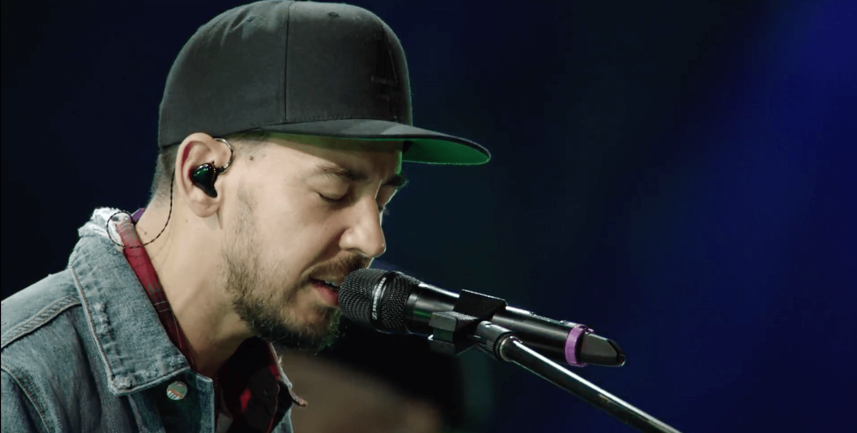 Mike Shinoda előállt egy háromszámos, gyásszal teli szólóanyaggal