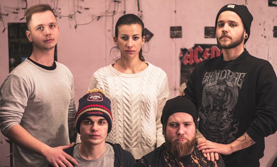 Új számmal búcsúzik el a Show Your Otherside