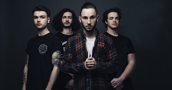 A kisebbik Dickinson bandája is fellép a Bullet for My Valentine előtt