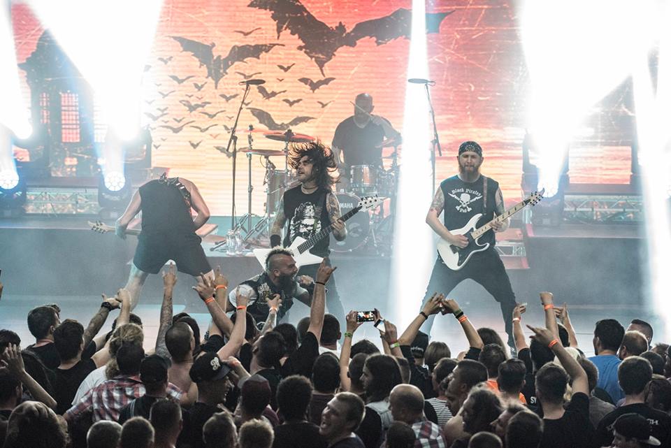 Kisujjból kirázott telitalálat: a Killswitch Engage az Akváriumban