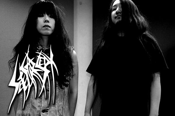 Ma este japán noisecore-buli a Revolver stúdióban