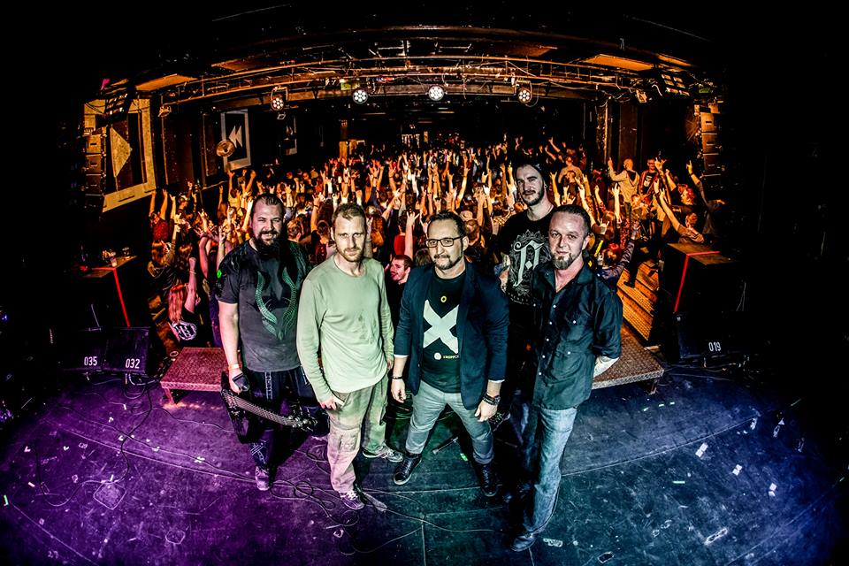 A Watch My Dying tegeződni fog egy jótékonysági koncerten