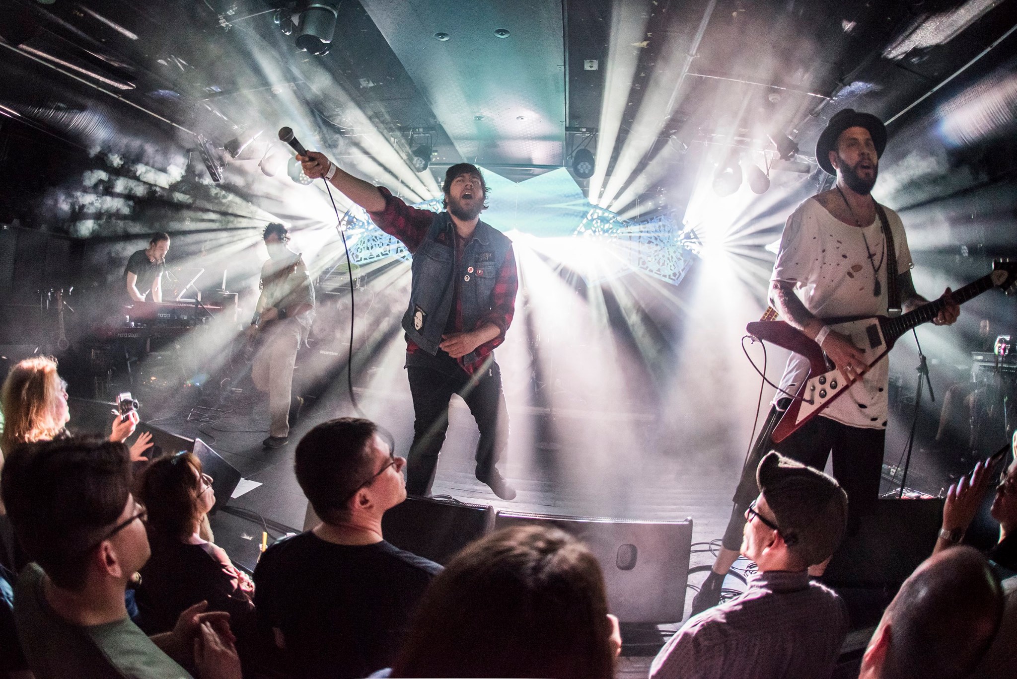 Végighallgatható a Turbo új, magyar nyelvű albuma