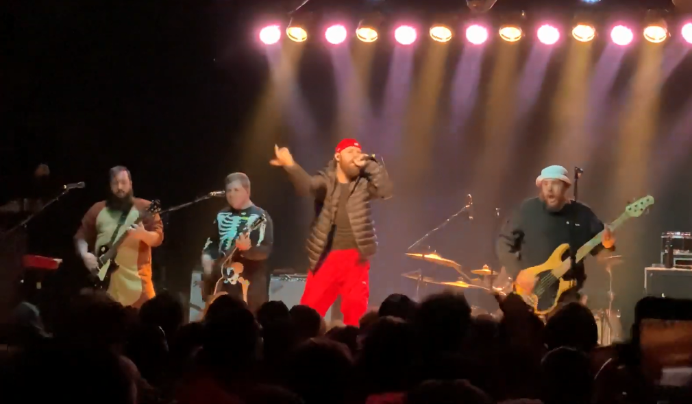 A The Wonder Yearsből egy Limp Bizkit tribute-banda lett