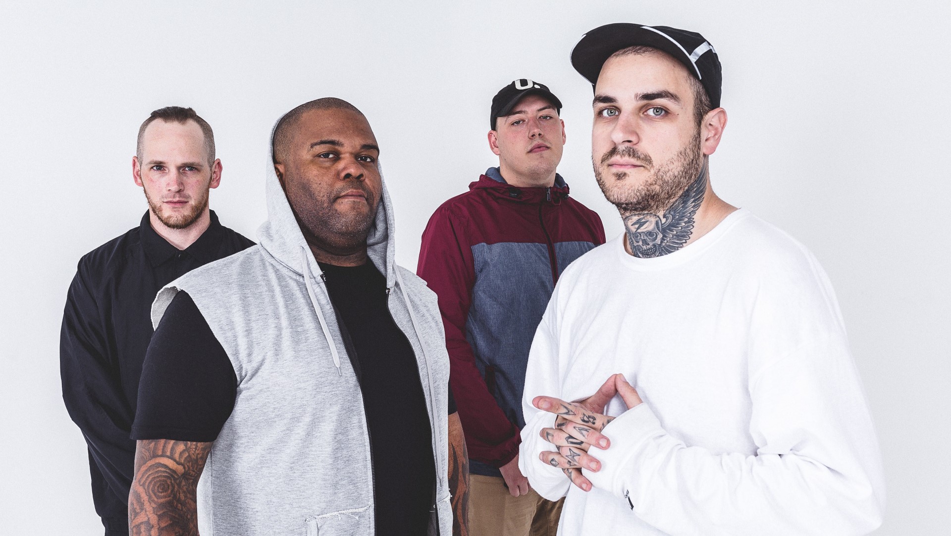 Kiszállt az Emmure dobosa, Josh Miller