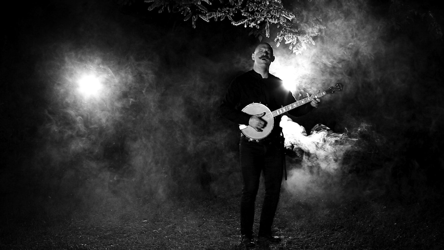 Az ájult csend, a műanyag Mária, a Boney M-esek és az abbások