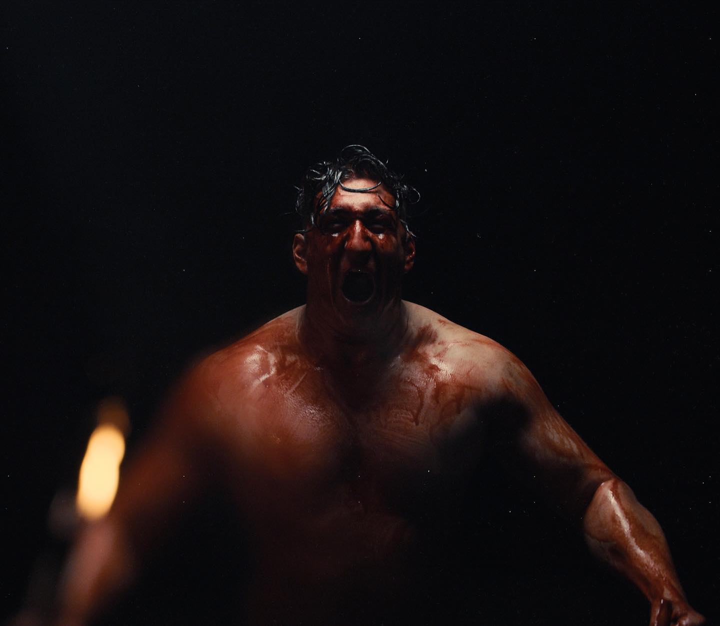 Nemi erőszakkal vádolják a Mental Cruelty énekesét, ki is lépett a bandából