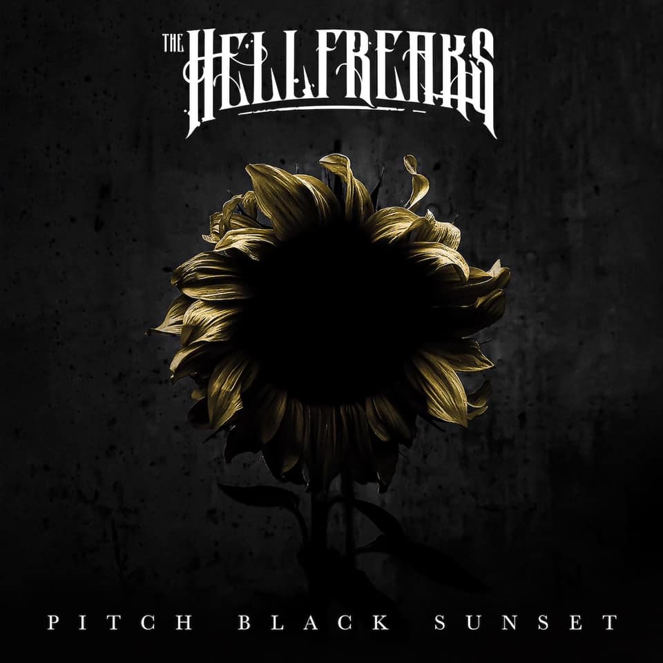 A koromfekete bárány sziluettje - The Hellfreaks: Pitch Black Sunset