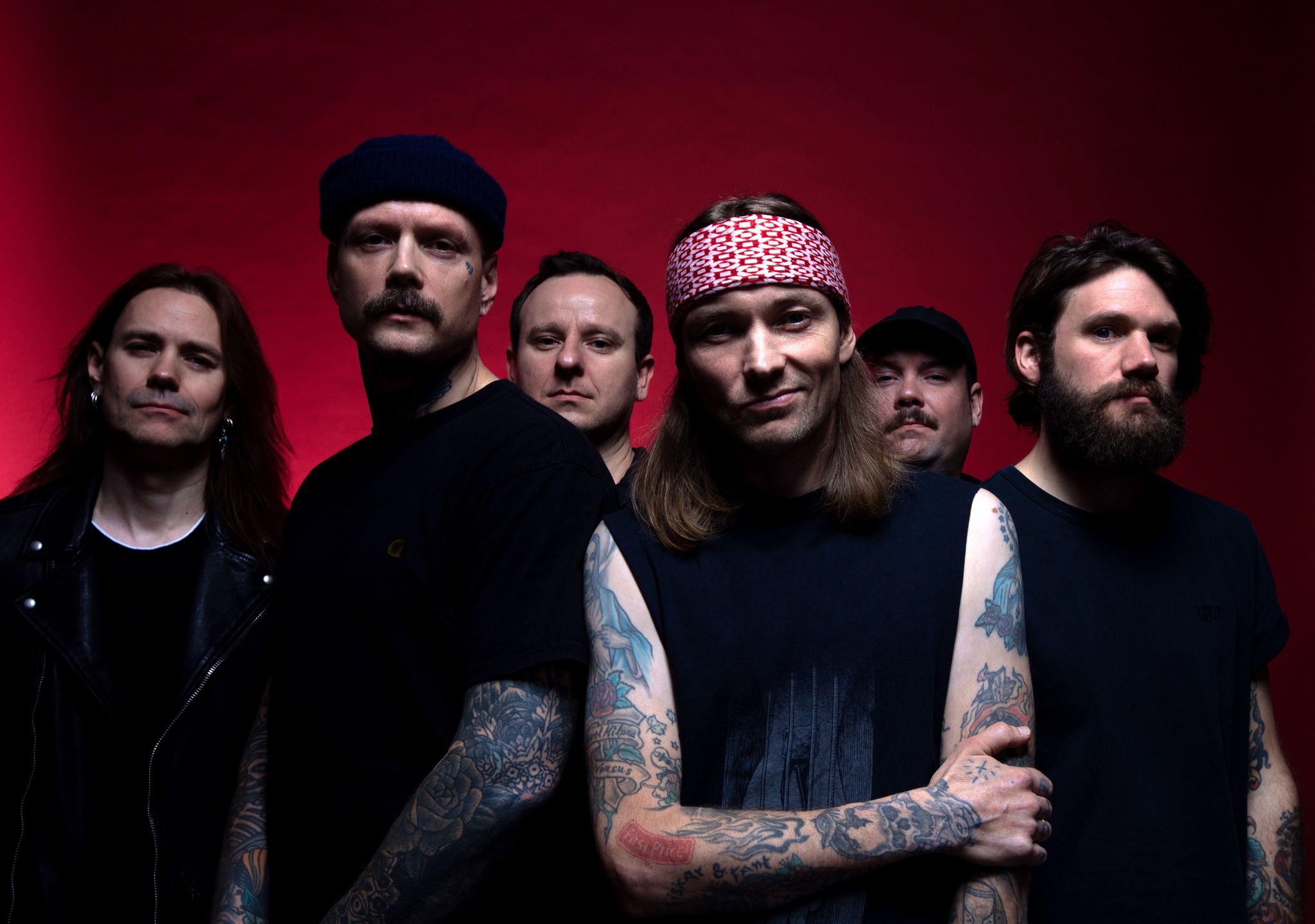 Jön az új Kvelertak-lemez, itt van róla az első bagolyköpet