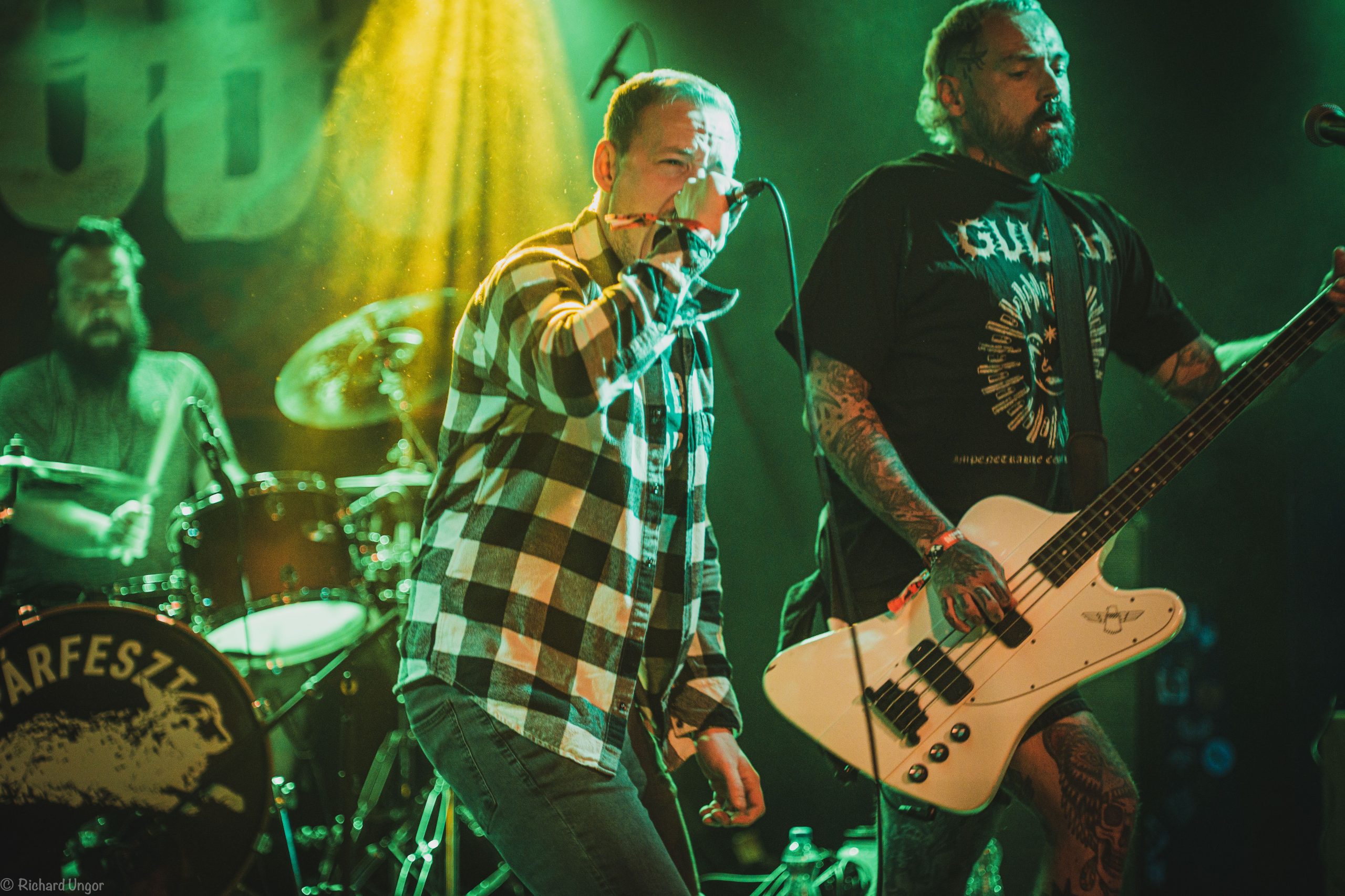 Hallowed: új klipben debütál a Wishes új énekese