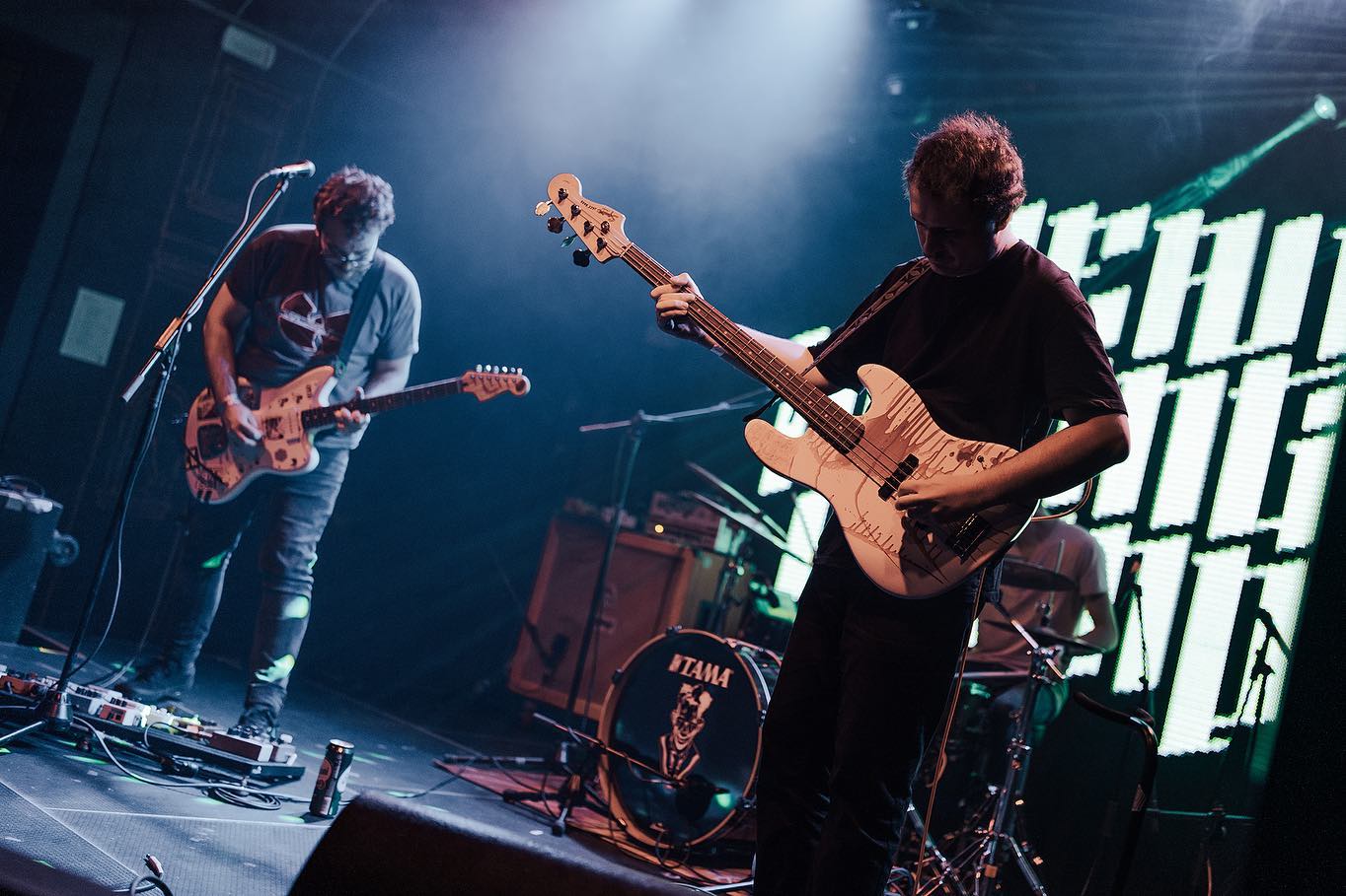 Felzabálja az autotune a Heavy Mountain Olympia új számát