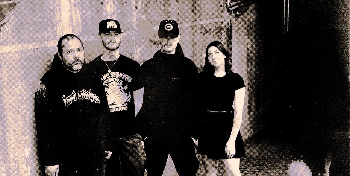 Új dalokat adott ki a horrorbalesetből lábadozó Year of the Knife