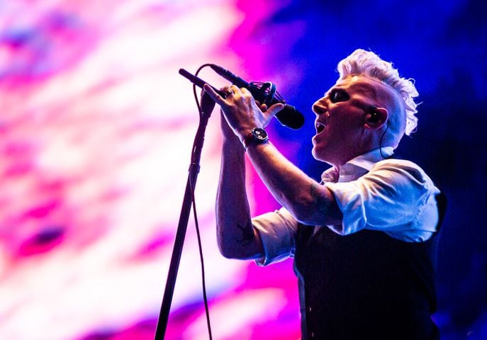 Maynard James Keenan kifejtette, miért tilos a Tool koncertjein videózni