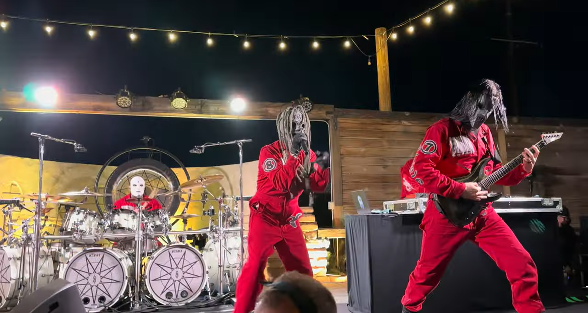 Egy grillbár udvarában tartott exkluzív bulin debütált a Slipknot új dobosa
