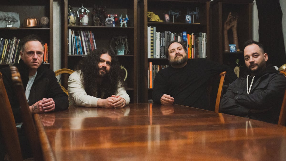 A semmiből húzott elő két dalt a Coheed and Cambria