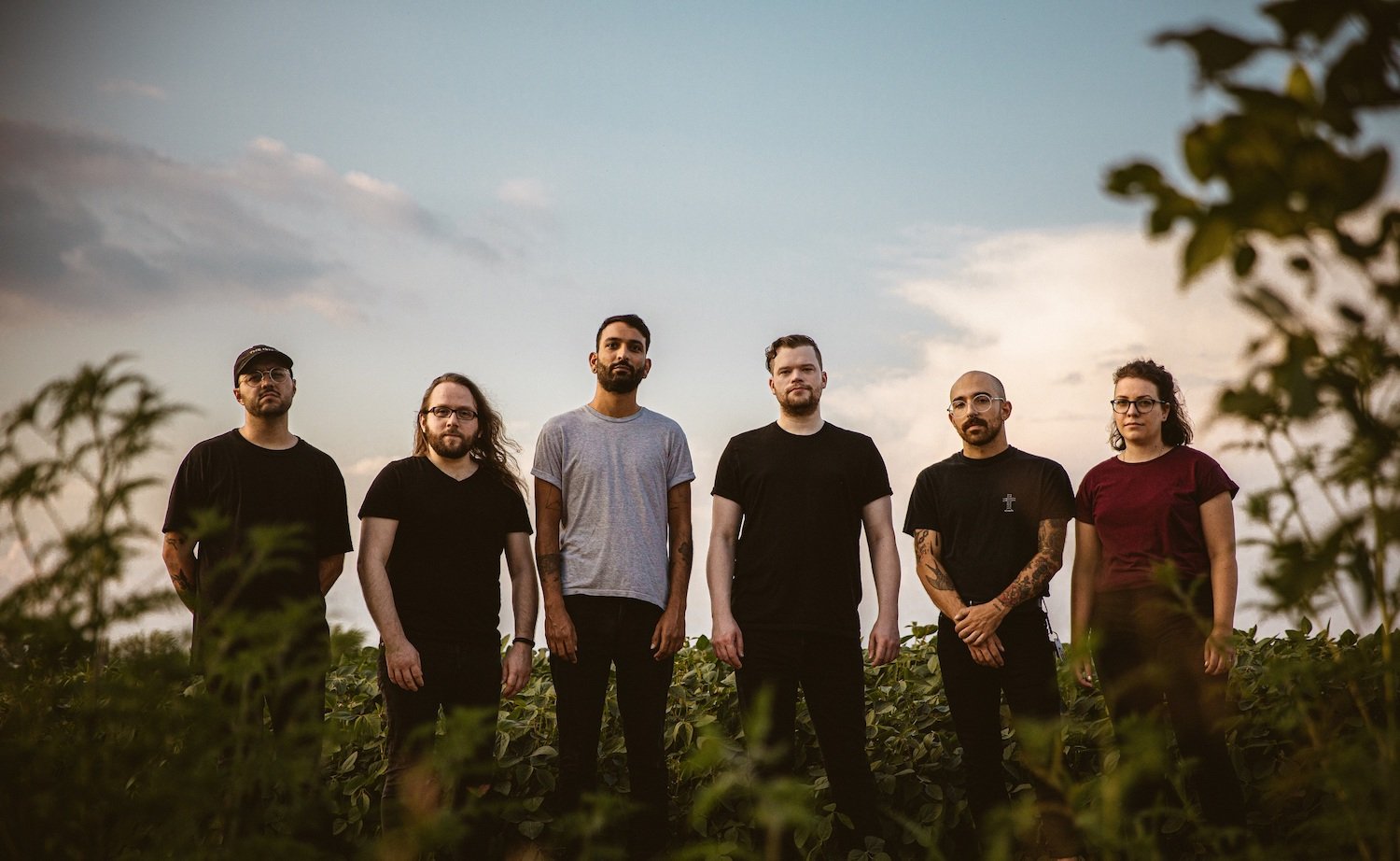 A világ túloldalán új életet kezdők előtt tiszteleg a Respire új nagylemeze, a Hiraeth