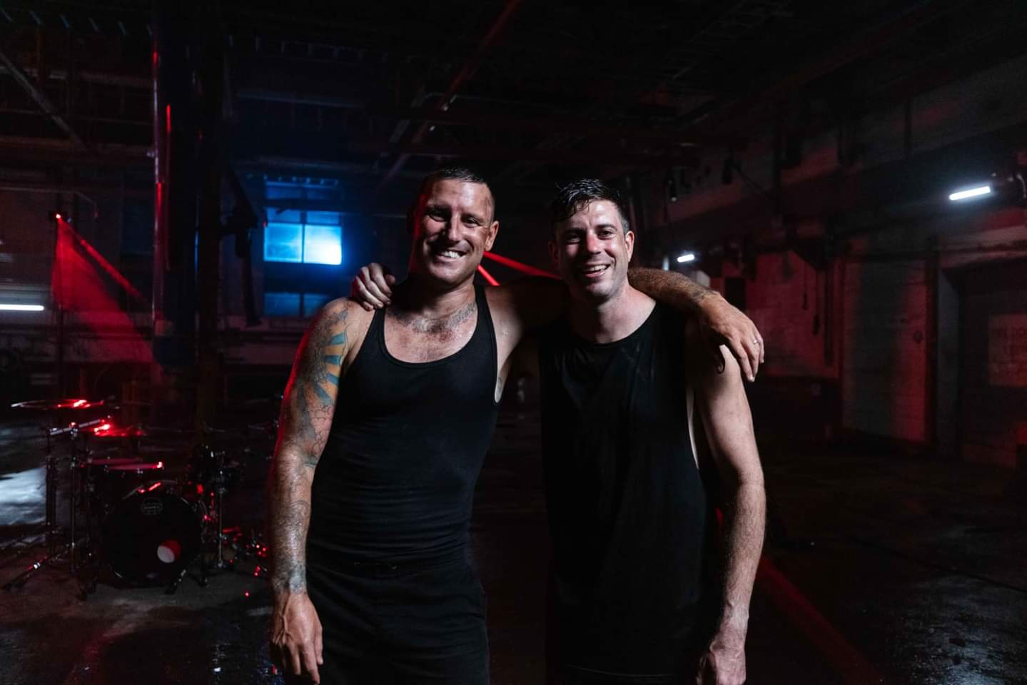 Közös tragédia okán egyesítette erejét az In Hearts Wake és a Parkway Drive énekese