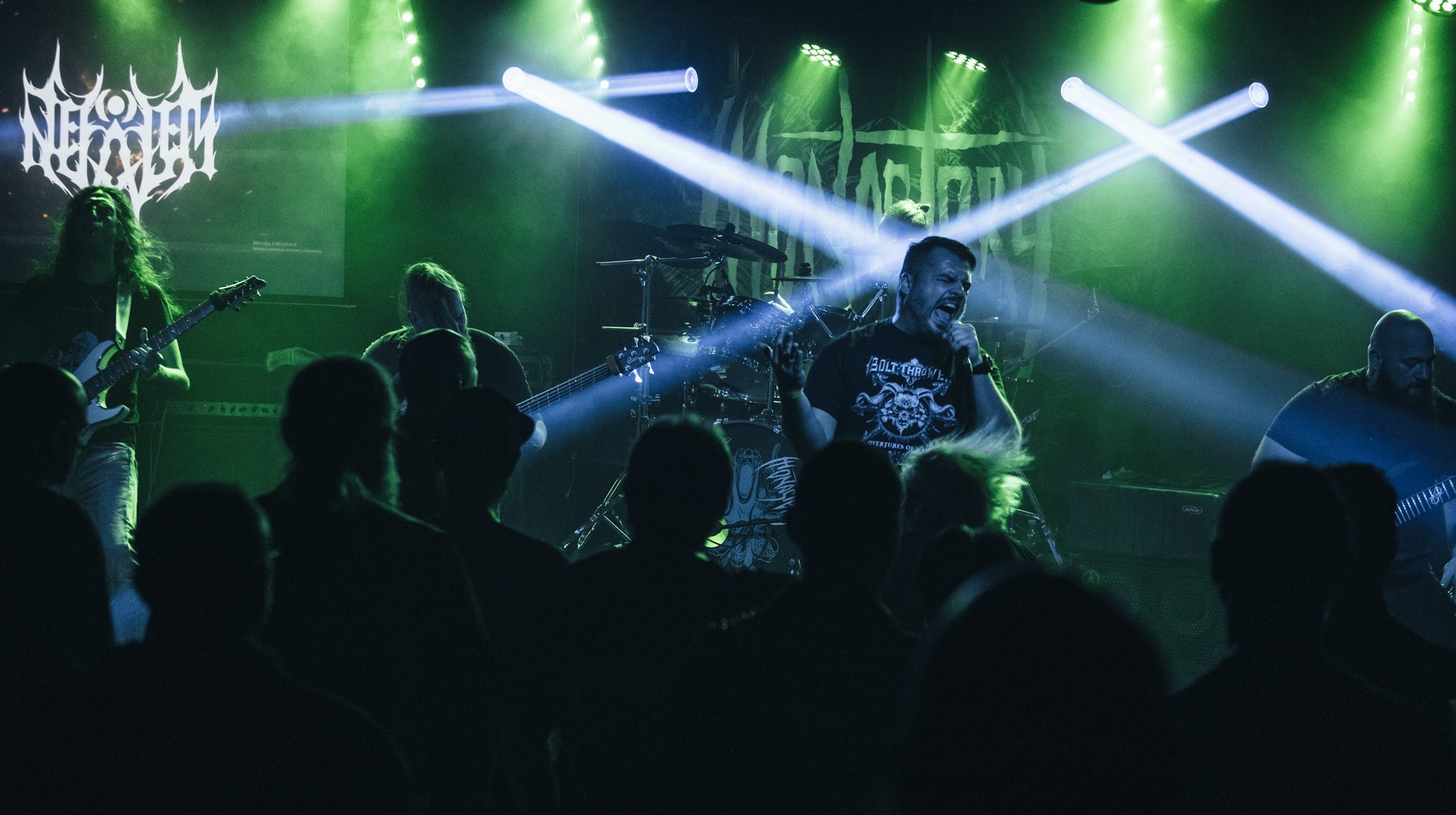 Az emberi gyarlóság megannyi aspektusát hánytorgatja fel a Nefalem első albuma