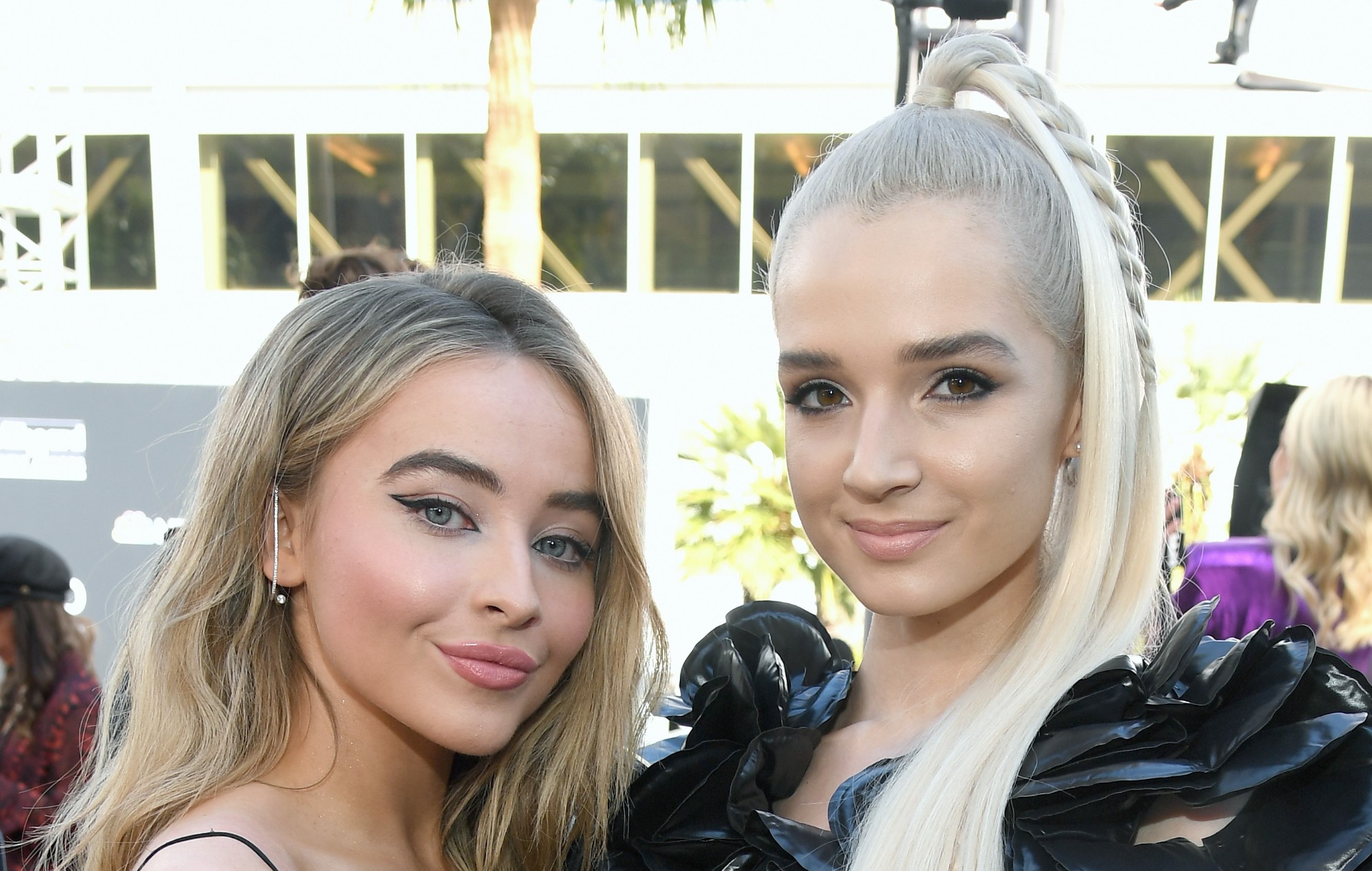 Sabrina Carpentert dolgozott fel Poppy