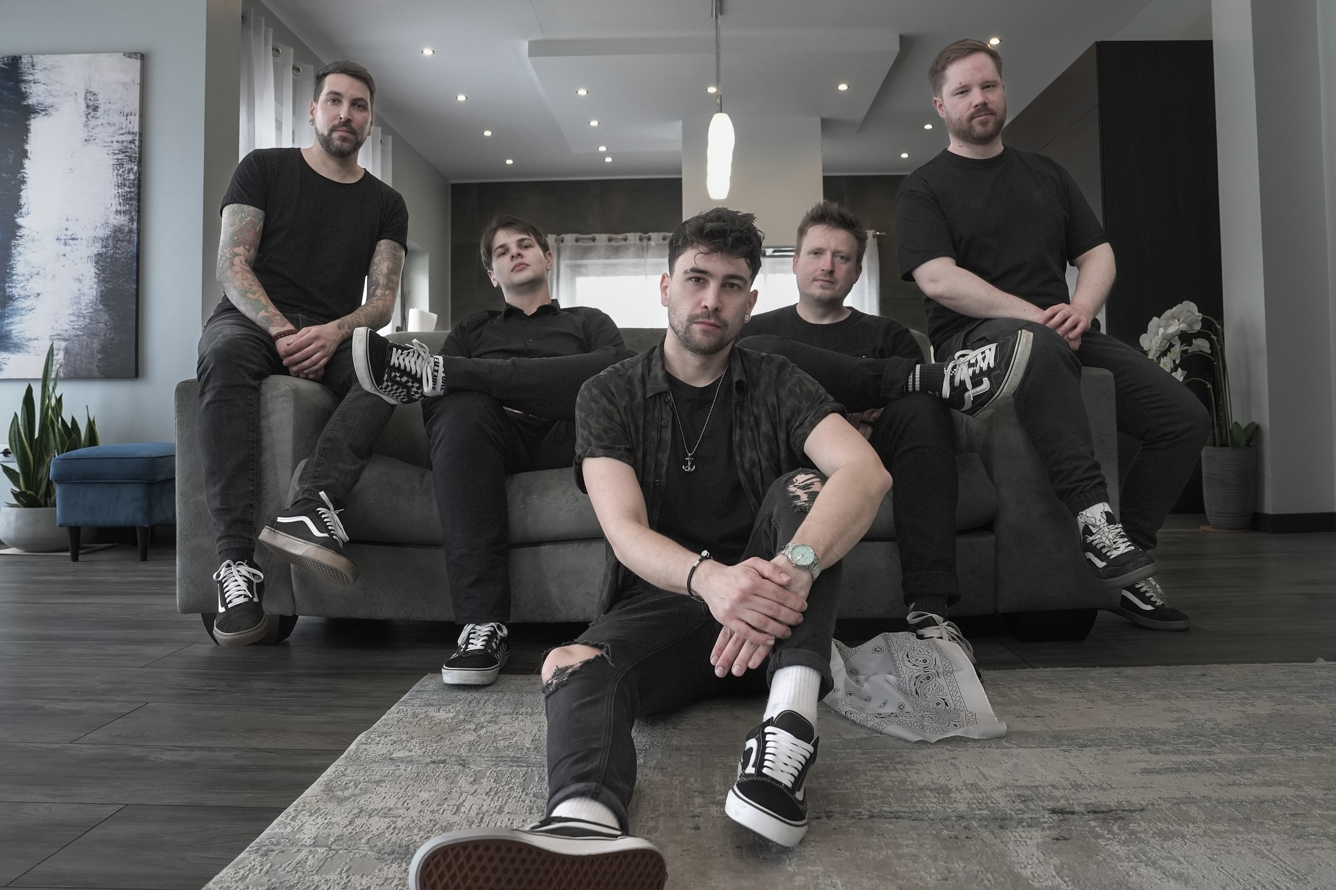 Kopik az aranymáz a töviskoronán - Premieren a megújult Foxriver új klipes dala