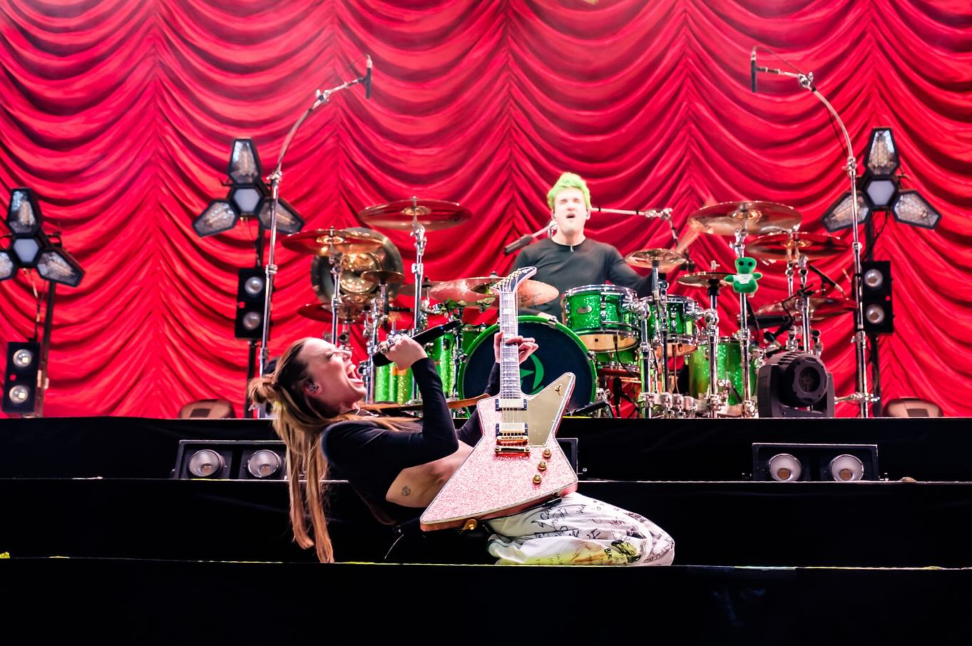 Önálló bulival is jön idén a Halestorm, előttük a Bloodywood nyit