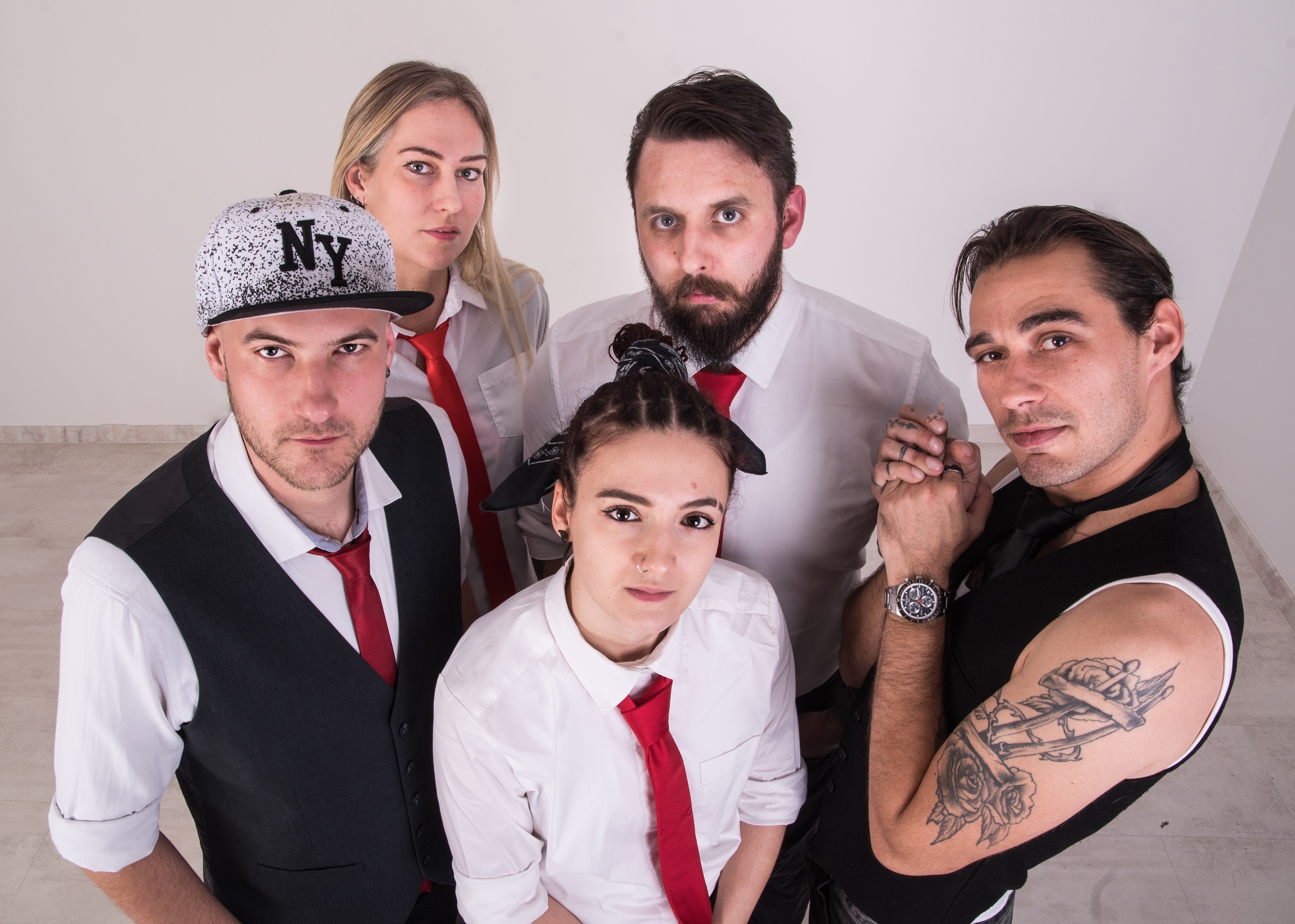 A kétezres évek mindig is a szívünkben élt - Bemutatkozik a Diary of Sarah